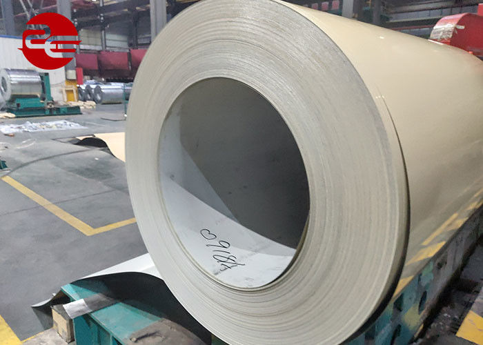لفائف الصلب GI Prepainted / PPGI PPGL اللون المغلفة ألواح الصلب المجلفن